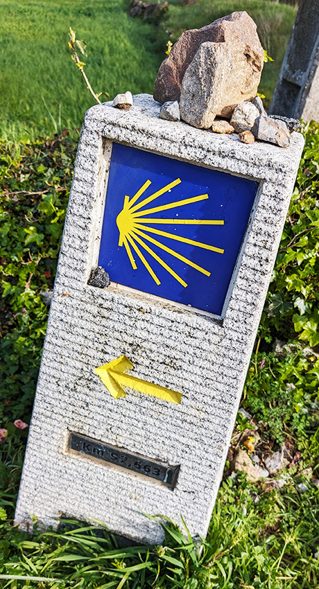 mile marker on the Camino de Santiago