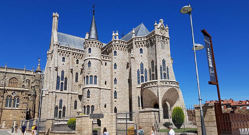 episcopal palace Astorga