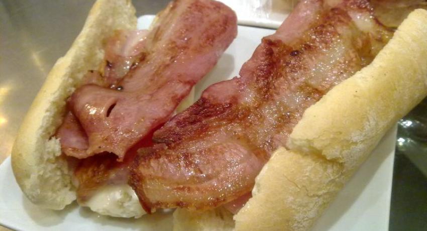 bacon sandwich in Spain