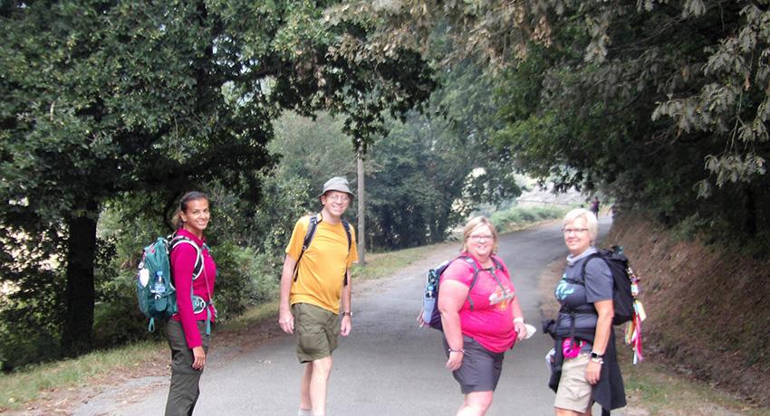 Camino de santiago outlet hiking tours