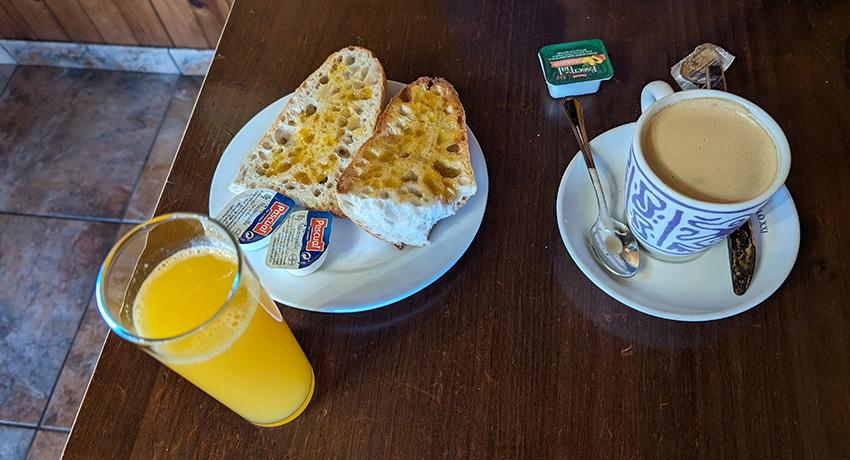 breakfast on the Camino