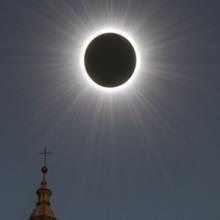 Recreation of a total solar eclipse over Santiago's cathedral